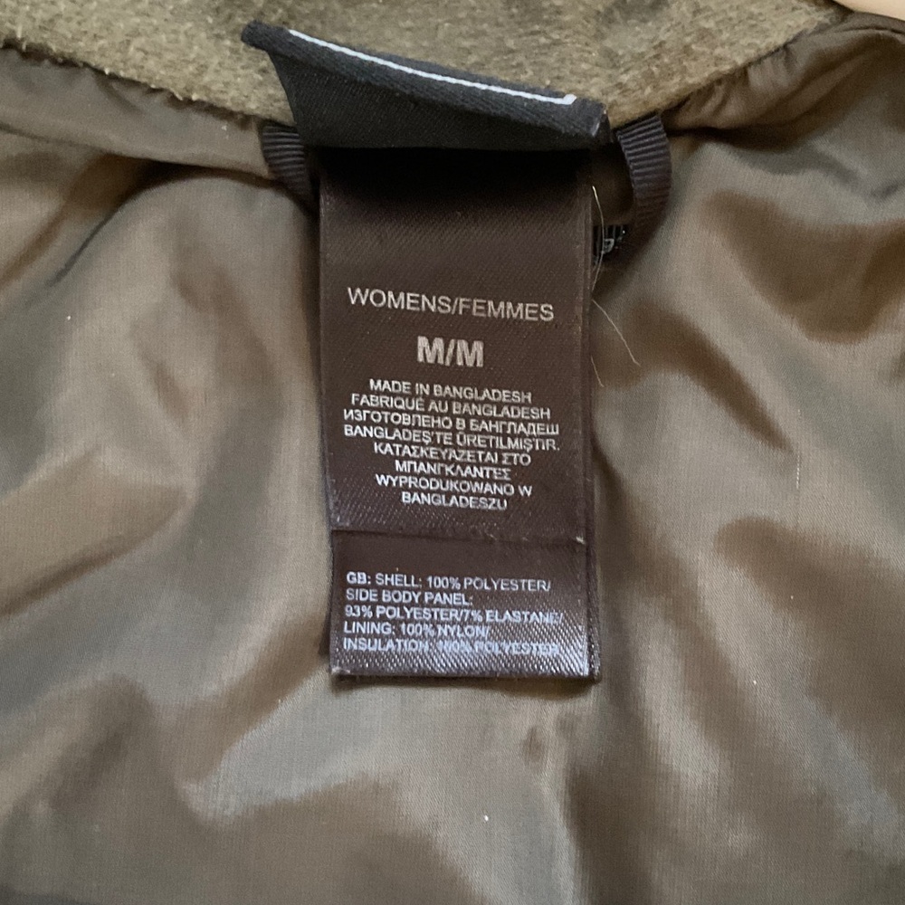 The North Face Gray Insulated Jacket with Pink Logo Accents - Picture 4 of 6
